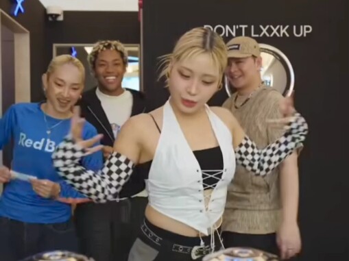 终于到你了Red Bull 的舞者加入拍摄！不知道会带来什么样子的舞蹈呢？