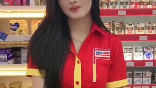 pembeli"mba udahan jogetnya saya mau bayar sekalian sama mbaknya" 🍑