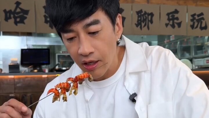 Hết ca rồi đi ăn một bữa ngon! #Hà Nhuận Đông