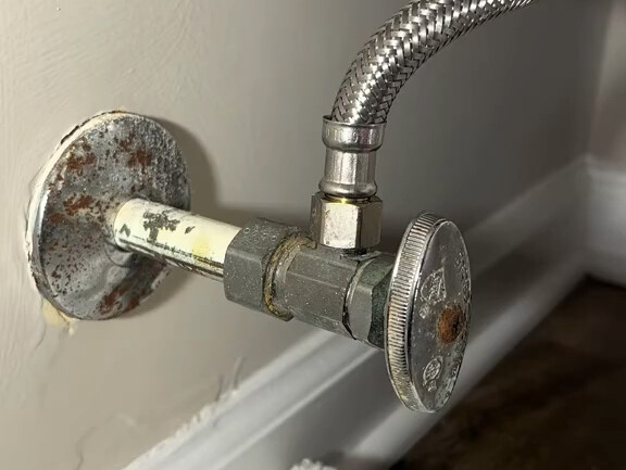 เปลี่ยนวาล์วเก่า