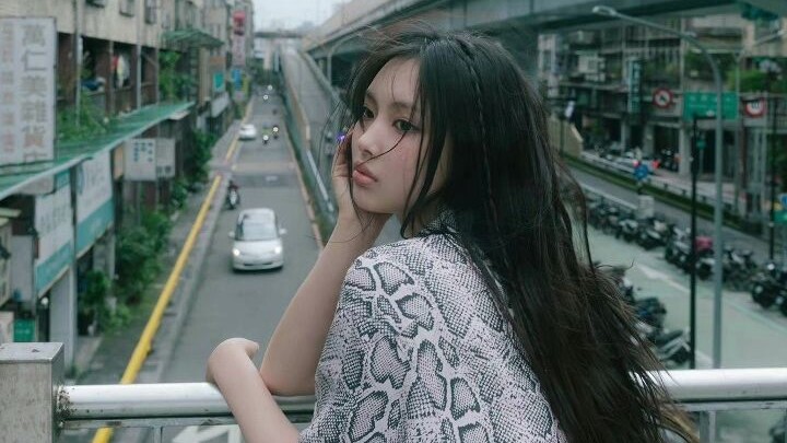 Hyein's How Sweet (Lee Hye-in không tham gia trở lại, phiên bản mẹ Hye-in tự vui vẻ một mình)