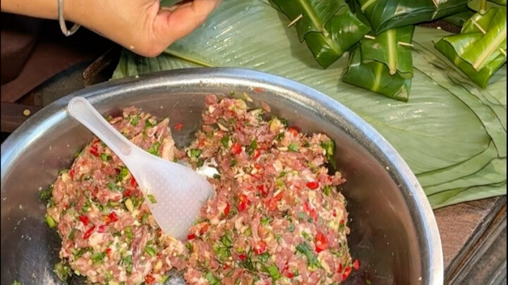 ส่วนผสมพื้นฐานของข้าวเหนียวไม่ได้เรียบง่ายเลย ข้าวเหนียวจานเล็กๆ ในยูนนานกลับมีเครื่องเคียงกว่าสิบชน