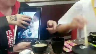 Bab terakhir "Kita masih harus makan bersama"