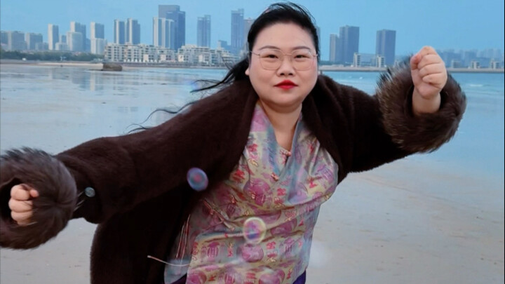 أيكيلي، جنودك قادمون! #رقص #اعتماد على الهزّة #أيكيلي #عندما رقصت مع الاعتماد على الهزّة وقعت في الح