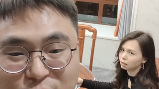 我还是选择原谅她…