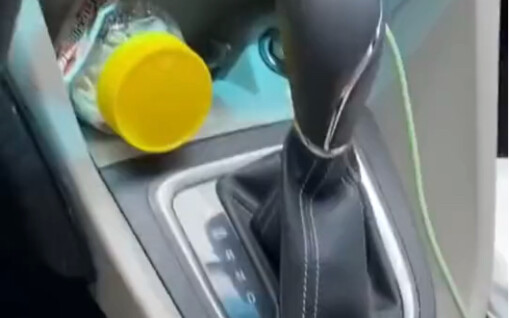 Khó quá, tại sao ông trời lại đối xử với tôi như vậy?