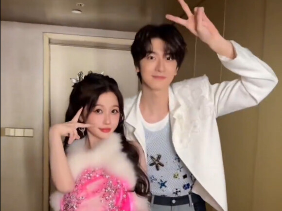 【Yu Shuxin】Xinxin & Lin Yi "spicyhoney" double cha (including NG almost fighting version hhh)