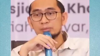 Semua manusia punya dosa dan Allah maha penerima taubat (ustad adi hidayat)