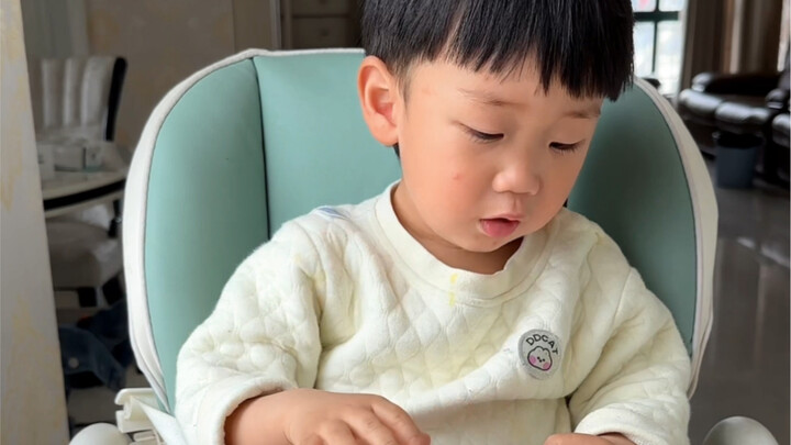 اليوم تناولتُ "السلحفاة الساحقة الأرجوانية" اللذيذة جدًا، وبعد خروجها من الفرن بدت وكأنها تلقت التحر