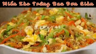 Miến Xào Trứng Rau Đơn Giản, Bánh Quy Đậu Phộng & Thịt Heo Chiên Giòn