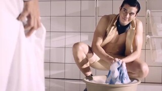 The hilarious adverti*t shot by Thailand for Tmall: a magical reversal of the "While It's Hot" s