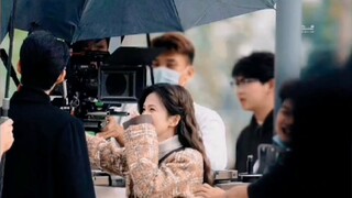 It's so sweet! Wang Hedi and Bai Lu are so close! The atmosphere of the kiss scene is amazing! [Camp