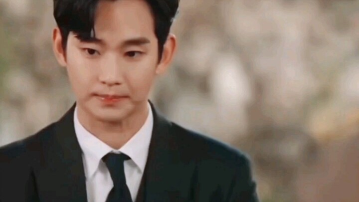 Setelah Ha-in dengan emosi memukul adiknya, Hyun-woo berkata: “Dia tidak begitu padaku, tapi adikku 