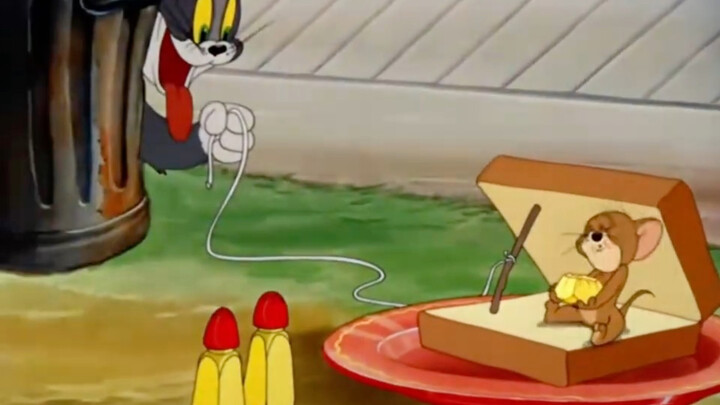 Who could refuse an episode of Tom and Jerry?