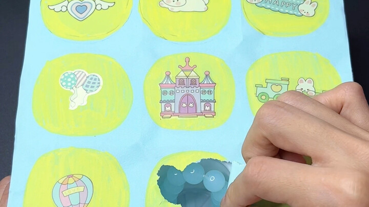 Wash the yogurt box after drinking it and make surprise poke fun for the children. It’s so fun that 