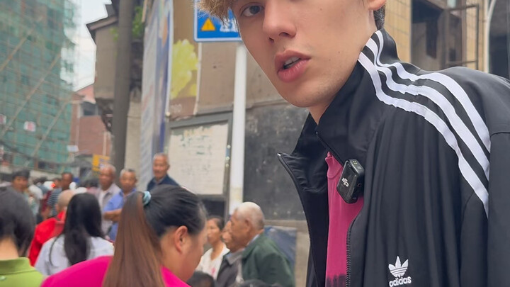 ชาวต่างชาติคำนวณ 8 ตัวอักษร