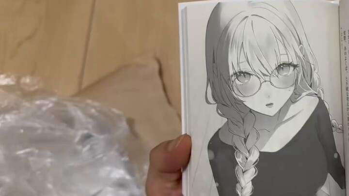 New light novel: I don't know why I've become the topic of S-class beauties. I'll share my unboxing 