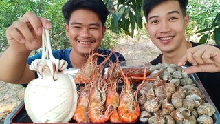 หมึกกระดองซีฟู้ด กุ้งเผา หอยหวาน หอยแครง เด็ดเผ็ดแซ่บสุดๆ.