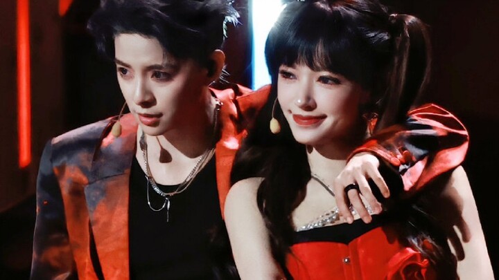 "Oh my god! Can you understand the value of Amber and Cheng Xiao's performance together?! Kpop peopl
