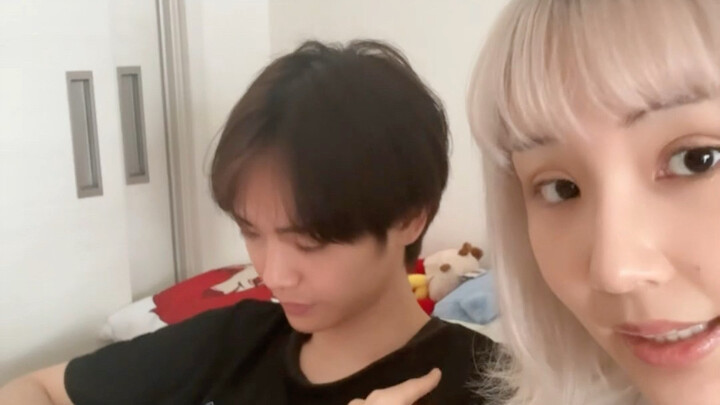 عندما لا يستطيع الإنسان أن يضحك، قد يضحك رغمًا عنه.