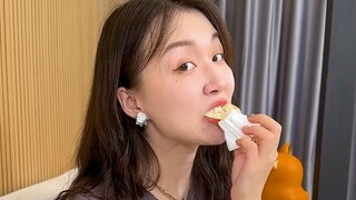 一个小技巧让你吃薯片不洗手不脏手