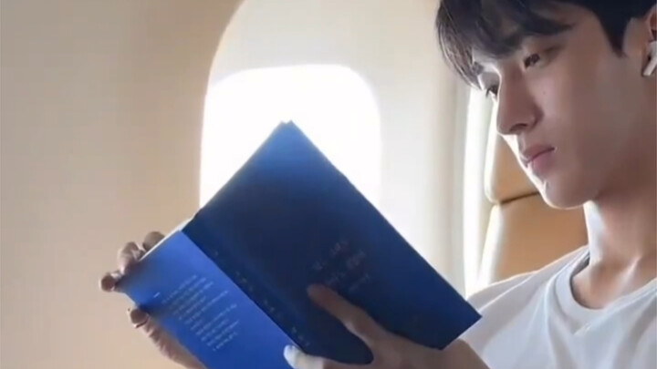 [Lee Seok-min] An Uncommon, Hard-to-Describe Korean Mature-Charm Aesthetic