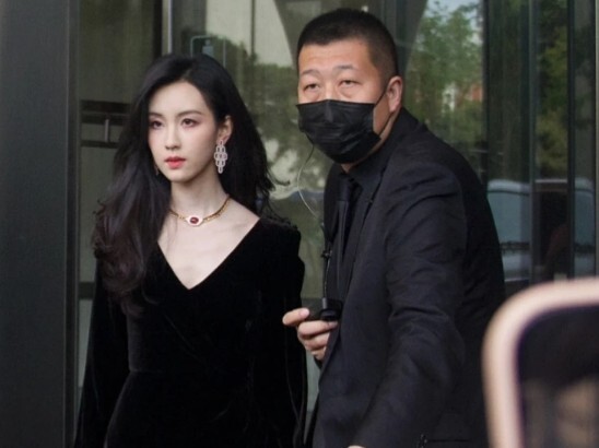 นี่คือเฉินตูหลิงเหรอ!! ความเป็นผู้หญิงสุดแซ่บคือการเสริมความงามที่ดีที่สุดสำหรับดาราสาว พี่สาวดุฉันห