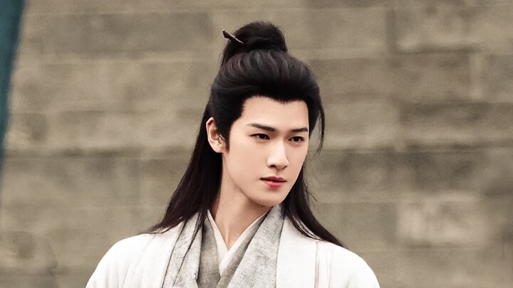How many people hope that Li Yunrui can be welded on the horse!!! The martial arts of a young man wi