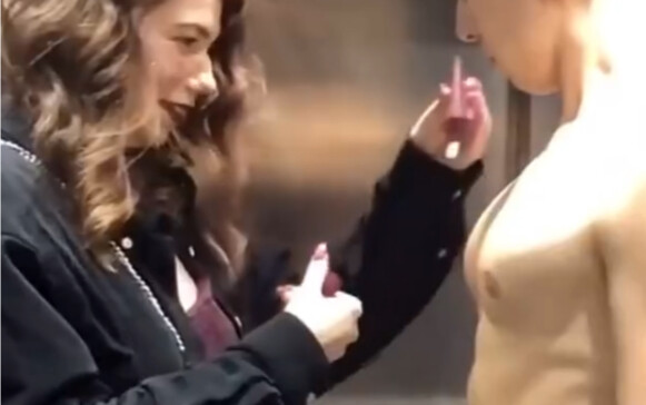 กล้ามหน้าอกเซ็กซี่มาก