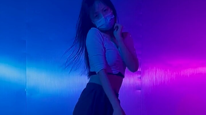 Mungkin Anda akan jatuh cinta pada saya karena video ini?
