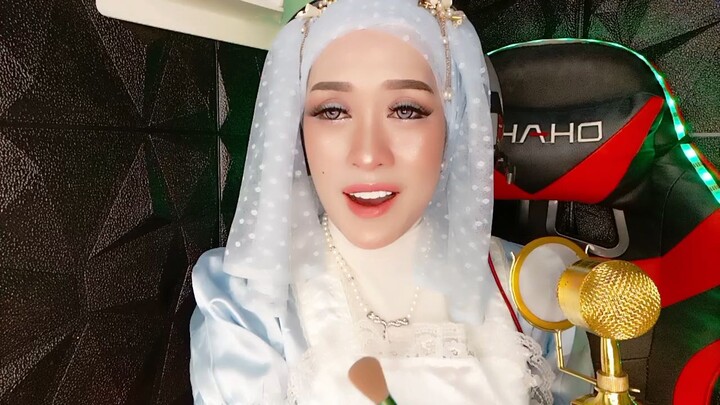 cosplay Ala AlpiahMUA video perkenalan diri