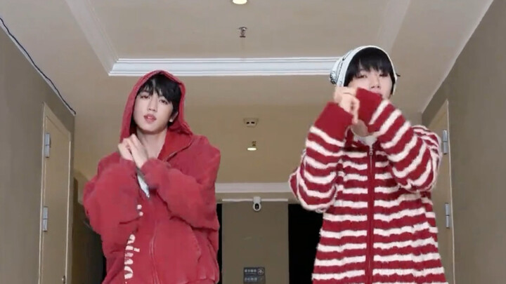 [Zhang Guiyuan & Zhang Hanrui] FaFa NOW New Year’s Dance Challenge