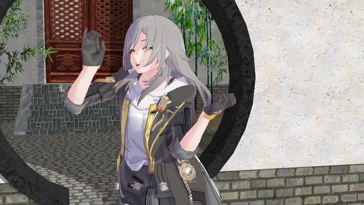 ฉันก็มาตรวจสอบสินค้าด้วย (/ω＼)