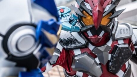 Kalau efek suara Kamen Rider Death Thunder seperti ini