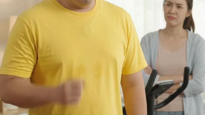 ออกกำลังกาย ขำขัน อายนิดๆ