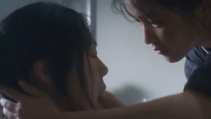 Kabut Air, Kemerahan 【Kim Min-hee x Kim Tae-ri】