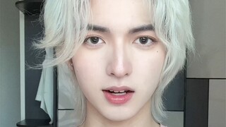 Semakin merah muda bajunya, semakin pedas makianmu. Terima kasih, Sang Pahlawan Dompet!