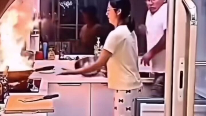 Pasangan yang benar-benar saling mencintai
