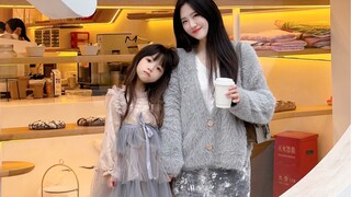 Putriku merancang kostum orangtua-anaknya sendiri! Bagaimana menurutmu?