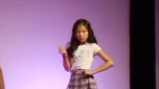 【MEOVV】NARIN's singing and dancing videos before debut