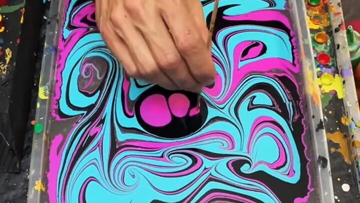 Water transfer printing is a magical and fun way to DIY different patterns on clothing. If you have 