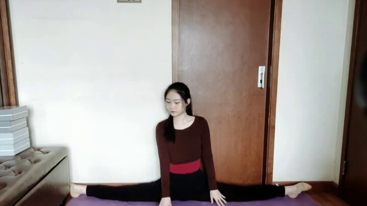 [Nori] How to effectively open the cross leg☆How to have a cross leg that looks like the cover~