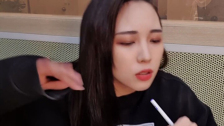 تحليل متعمق لأسلوب الغناء والرقص الفريد لكل عضوة في بلاكبينك | Chuther