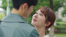 Xin hãy cho tôi một lời khuyên trong suốt quãng đời còn lại: Dương Tử vô tình hôn Tiêu Chiến, nhưng