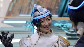 Sebuah mahakarya + mahakarya! Raja Serangga Sentai VS Bataro Sentai Filmnya! Bercanda tentang hidup 
