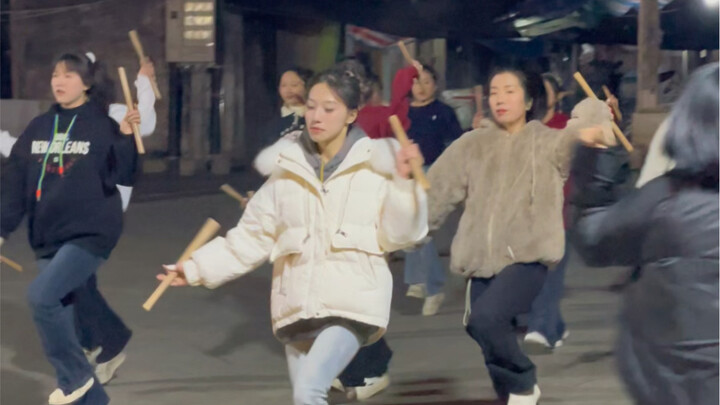 Who says women are inferior to men? Chinese female generals are so heroic, netizens: "A runaway loli