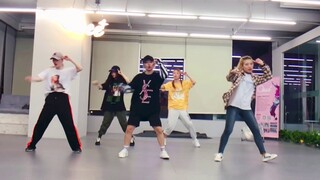 【ONeeCrew】Zhang Yixing_Phòng tập nhảy HONEY lật nhanh