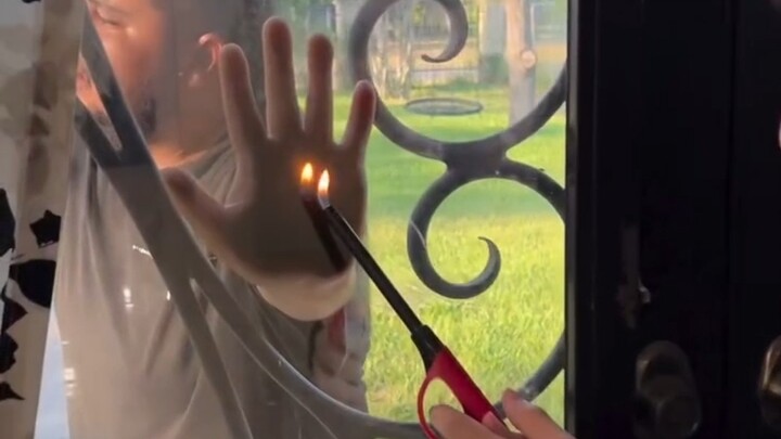 Orang asing iseng, malah kebakar...