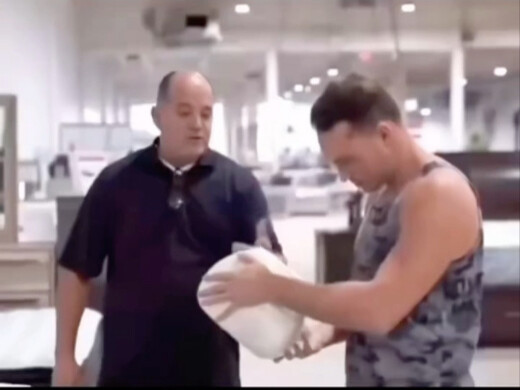 Cuối cùng cũng xem được video đầy đủ về anh kiếm sĩ này!