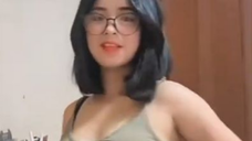 Koleksi Tiktok Hot,Pakek Tanktop Ketat Bikin Bangun!!!